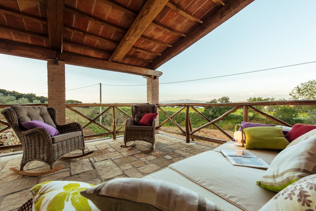 Torre Di Baratti Bio Resort Популония Екстериор снимка