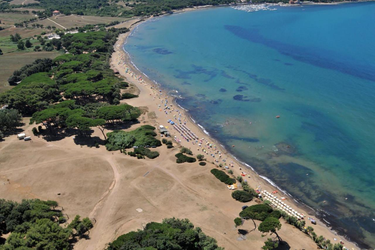 Torre Di Baratti Bio Resort Популония Екстериор снимка